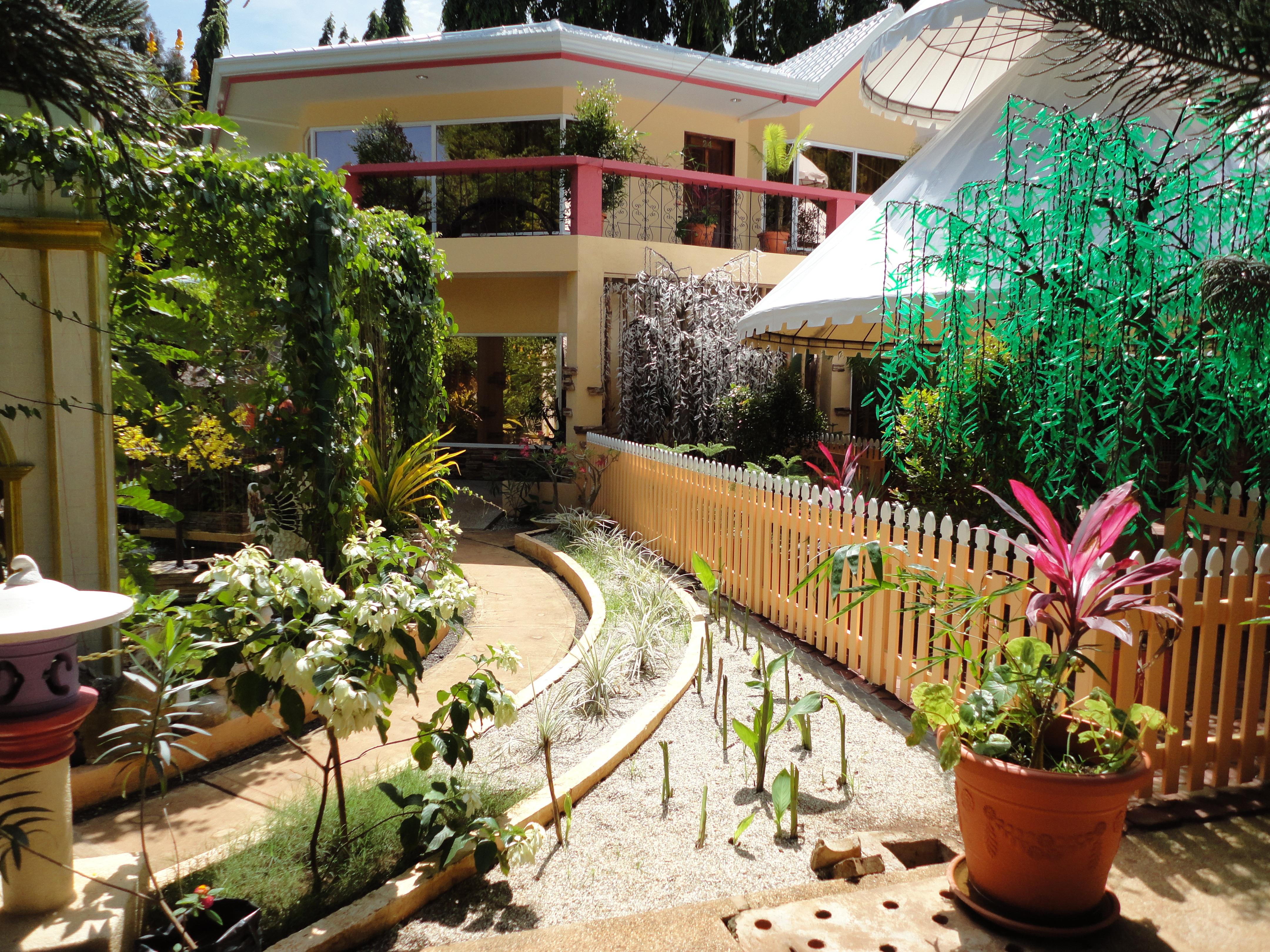 Deep Forest Garden Hotel 3*