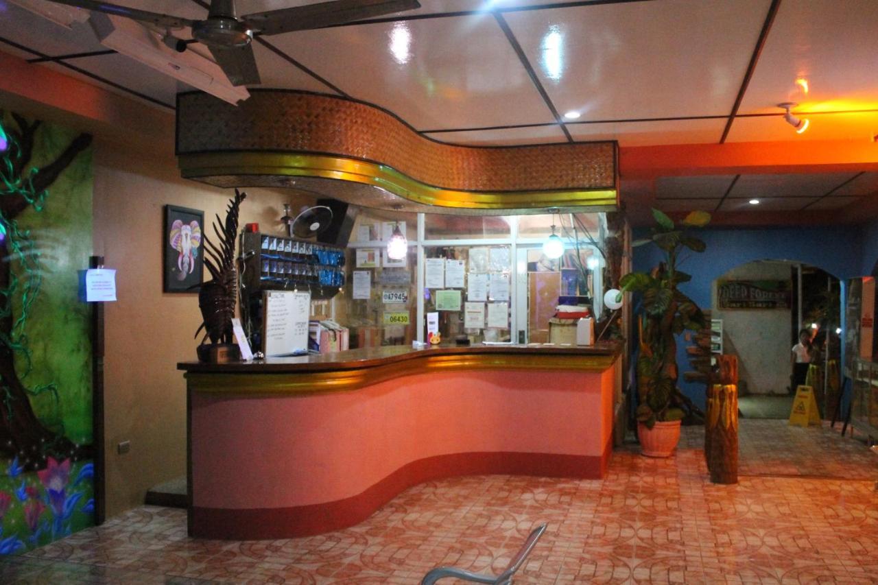 Deep Forest Garden Hotel 3*